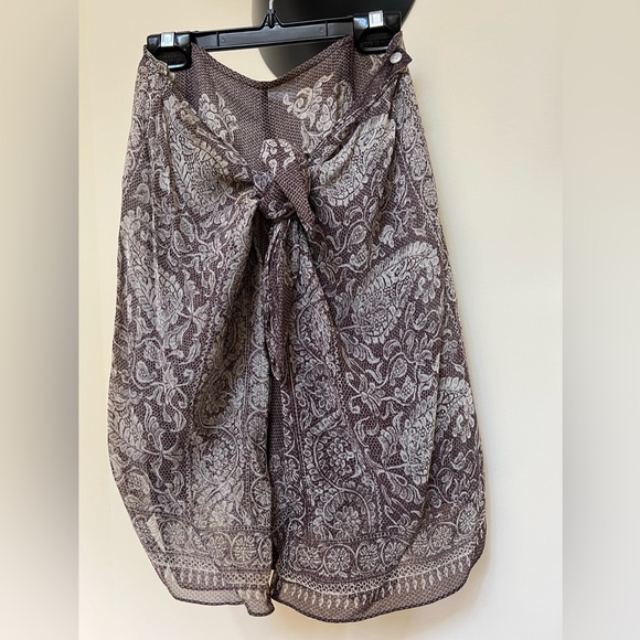 Emanuel Ungaro pant skirt. - Picture 1 of 6